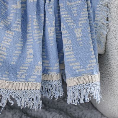 Ss25-Takisha Chunky Knited Throw- 127X152 Cm Ivory/Blue (Sti-5005)