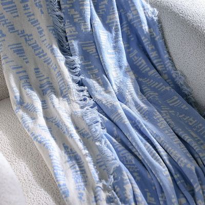 Ss25-Takisha Chunky Knited Throw- 127X152 Cm Ivory/Blue (Sti-5005)