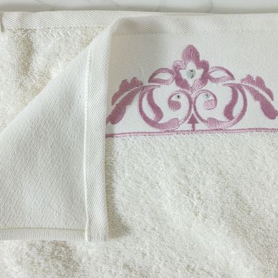 طقم مناشف إليغانزا ناومي 3 قطع مقاس 30×50 سم، 50×90 سم، 70×140 سم، لون كريمي