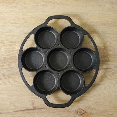 Rosette Cast Iron 7-Cup Muffin Pan - 28.5 cm (Dia.)