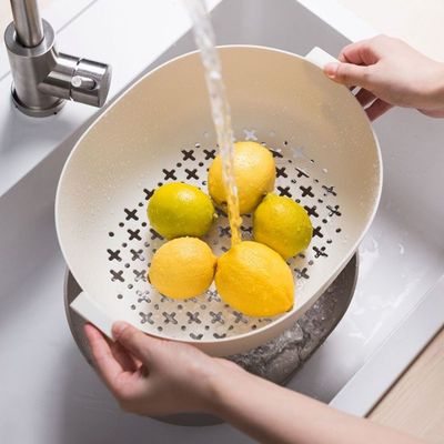 Kitchen Essentials O-Shaped Drain Basket - Light Grey - 22.5x20.3x10.1 cm