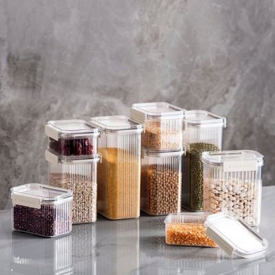 Kitchen Essentials Food Container - 720 ml - White 10.6x12.9x9.1 cm