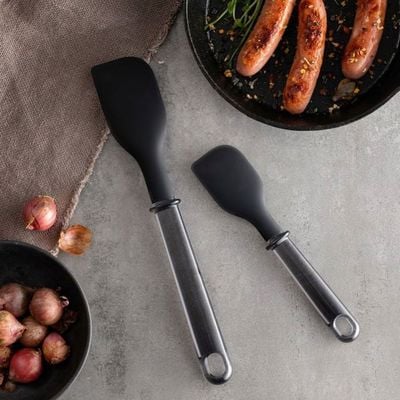 Kitchen Essentials Baking Spatula - Black - 5x2x28.1 cm