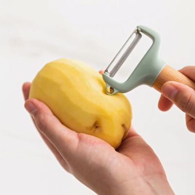 Kitchen Essentials Peeler - Grey - 17x7x2.5 cm