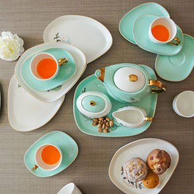 Majestic 24-Piece Porcelain Tea Set