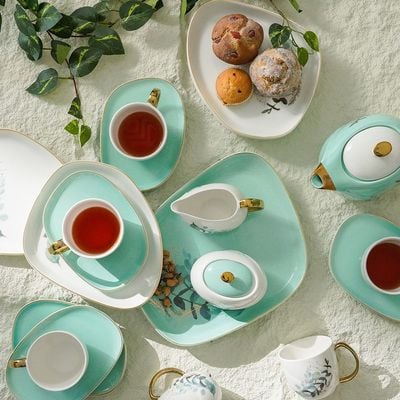 Majestic 24-Piece Porcelain Tea Set