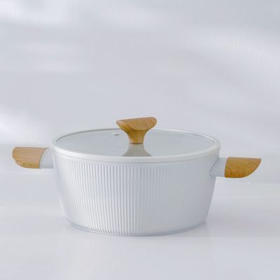 Chef's Delight Radiant Pro Casserole with Lid - Cream - 20x9.5 cm