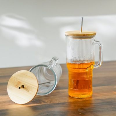 Danube Essential 2 -Piece Glass handled mug with bamboo lid,1000ml