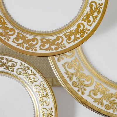 Royal Feast 44-Pc Premium Fine Porcelain Dinner Set - White/Gold - Serve 8