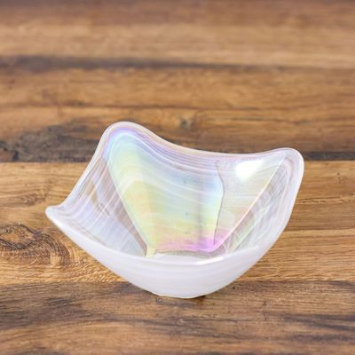 Youthful Bite Glass Bowl White Luster 15X15X7Cm