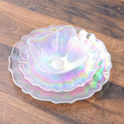 Youthful Bite Glass Plate - White Luster - 21x21x2 cm