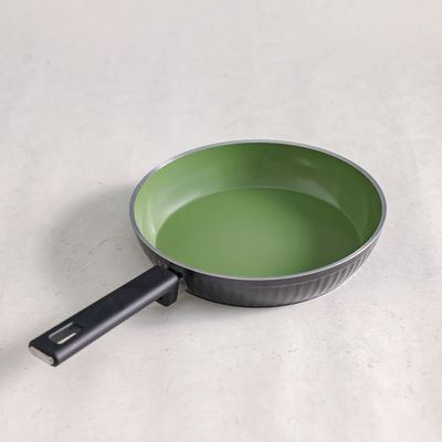 Lines Fry Pan Black 26CM Titanium Teflon