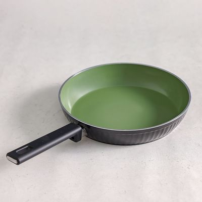 Lines Fry Pan Black 28CM Titanium Teflon