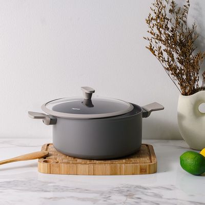 Nikki Casserole W/L 28X13 Cm / 6.7 Ltr