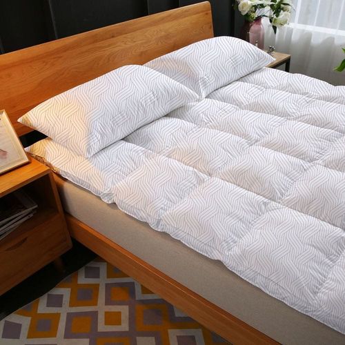  3pc Set PolyCotton Mattress Topper 140x200+8cm with 2 Pillow cover,White And Grey Geoemetric