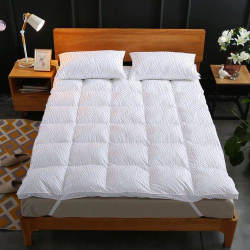  3pc Set PolyCotton Mattress Topper 150x200+8cm with 2 Pillow cover , White And Grey Geoemetric