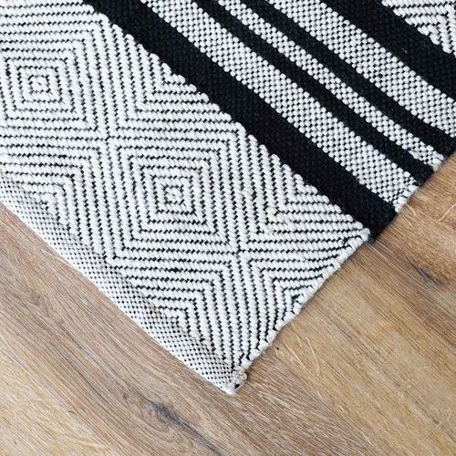 Outdoor Woven Rug 160X230Cm - Chevron