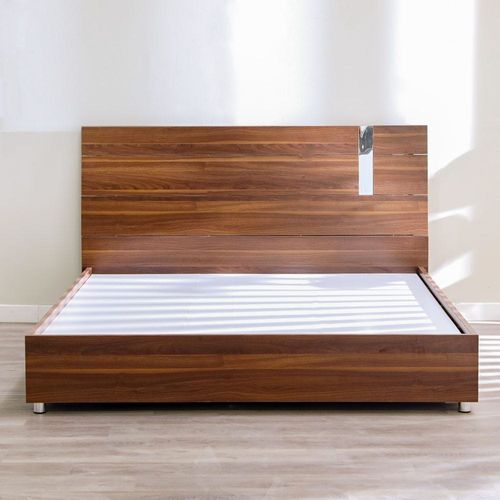 Maybell 180X200 King Bed Set-Walnut / Silver