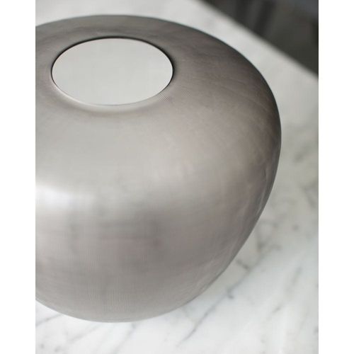 AURA GLASS VASE