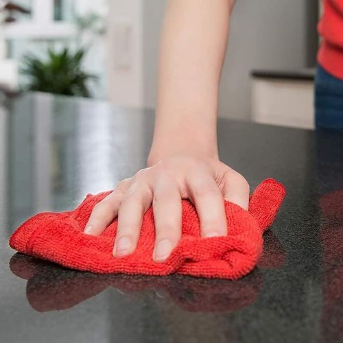 Vileda Microfibre Cloth, Absorbent, Hygienic, Versatile, Durable, Washable 30x30 Cm, 4 Pcs