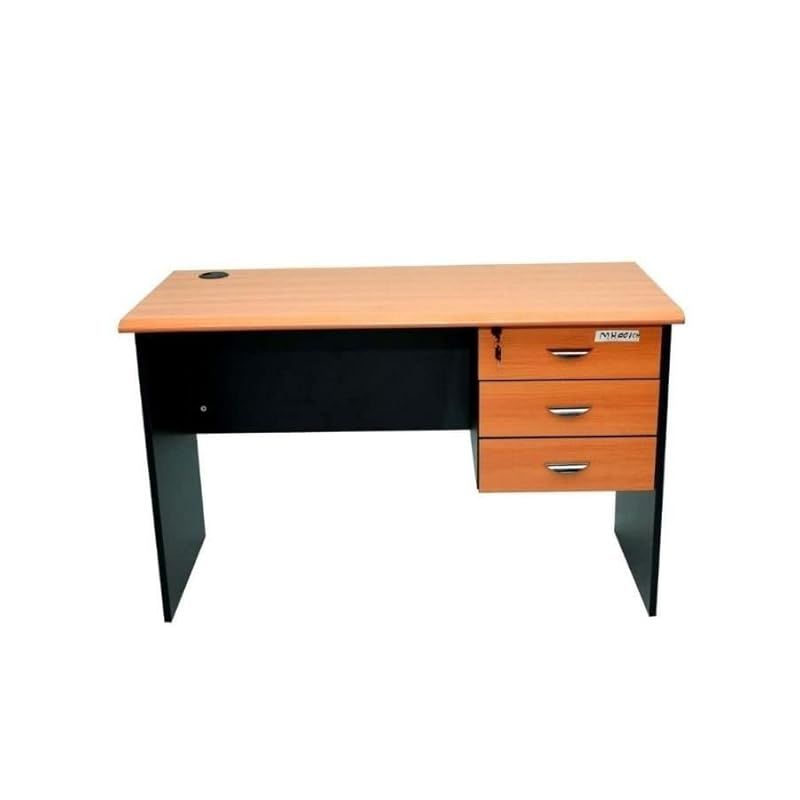 Office table on sale under 1000