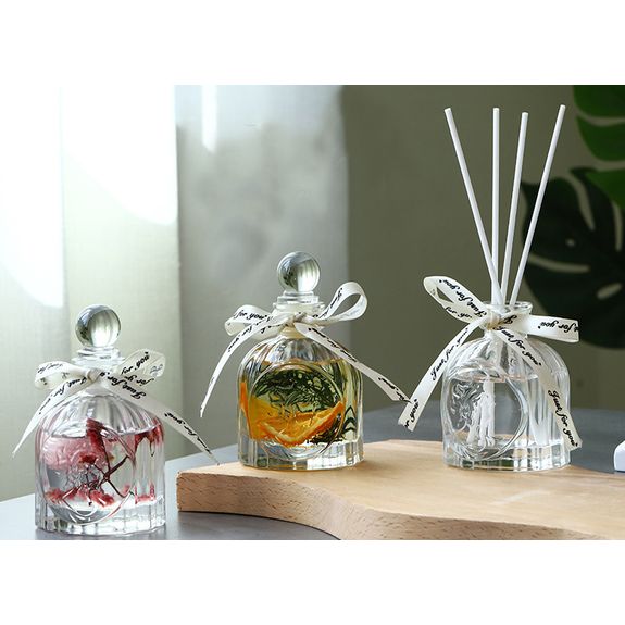 Rose Oil Aromatherapy Diffuser Stick and Glass Bottle for Room Fragrance and Home Décor