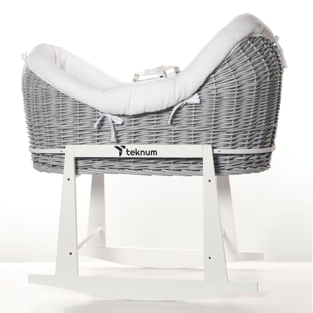 White noah sale pod moses basket